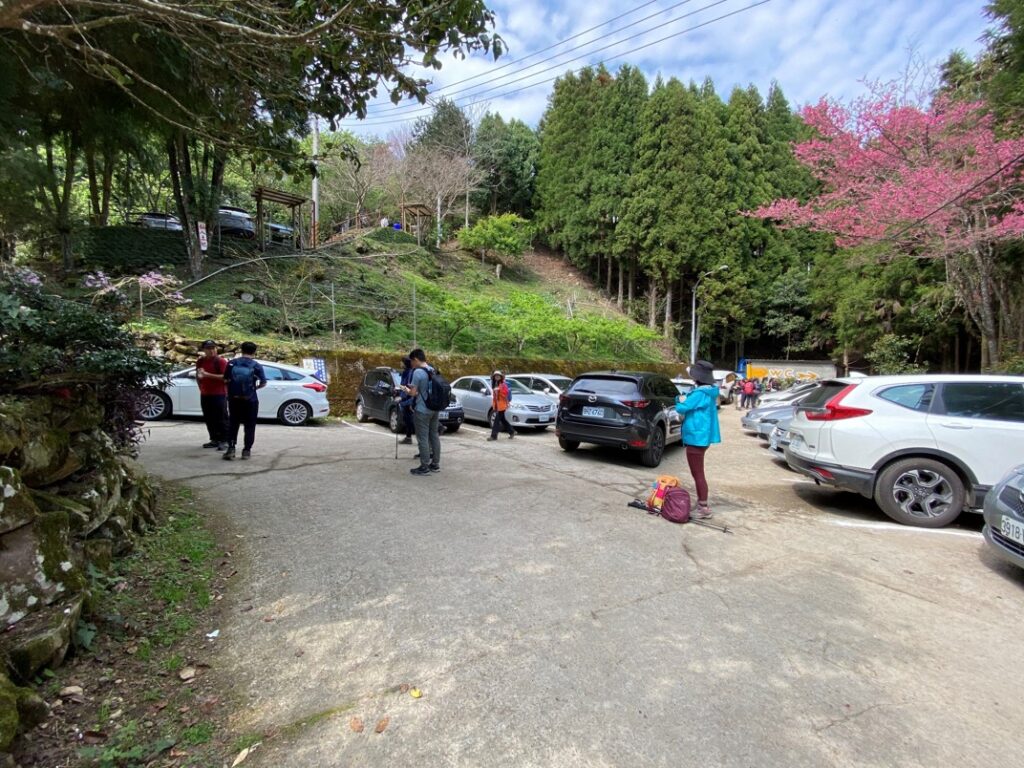 加里山鹿場登山口停車場