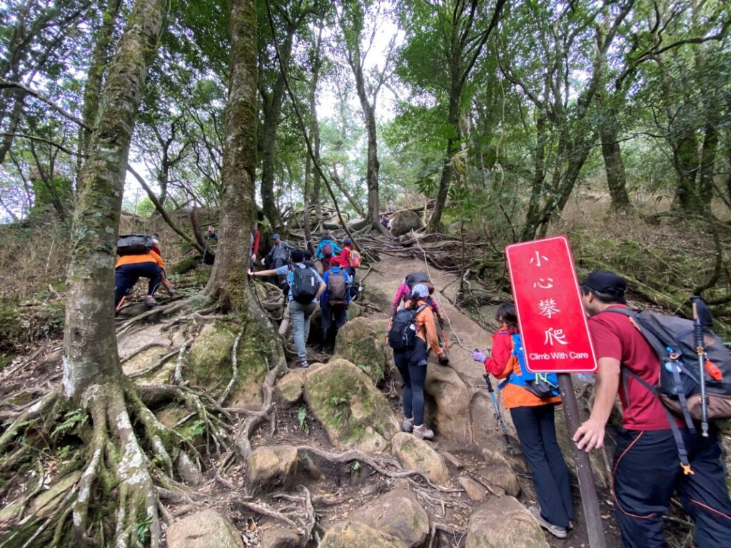 加里山攀爬路段