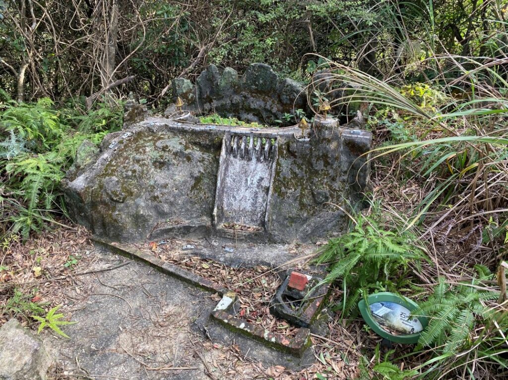 鯉魚山石門水庫石雕