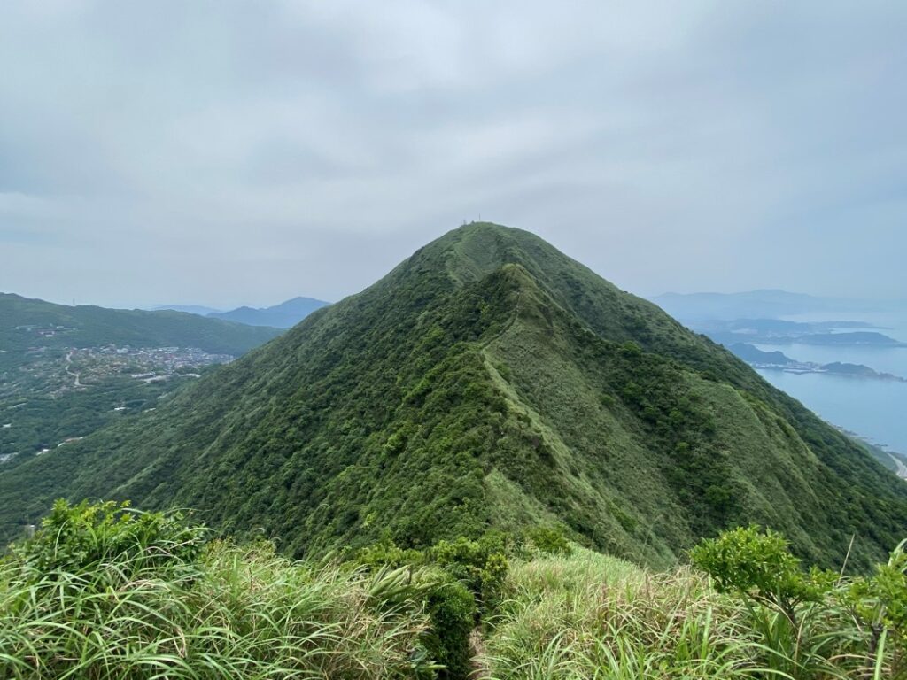 回望基隆山