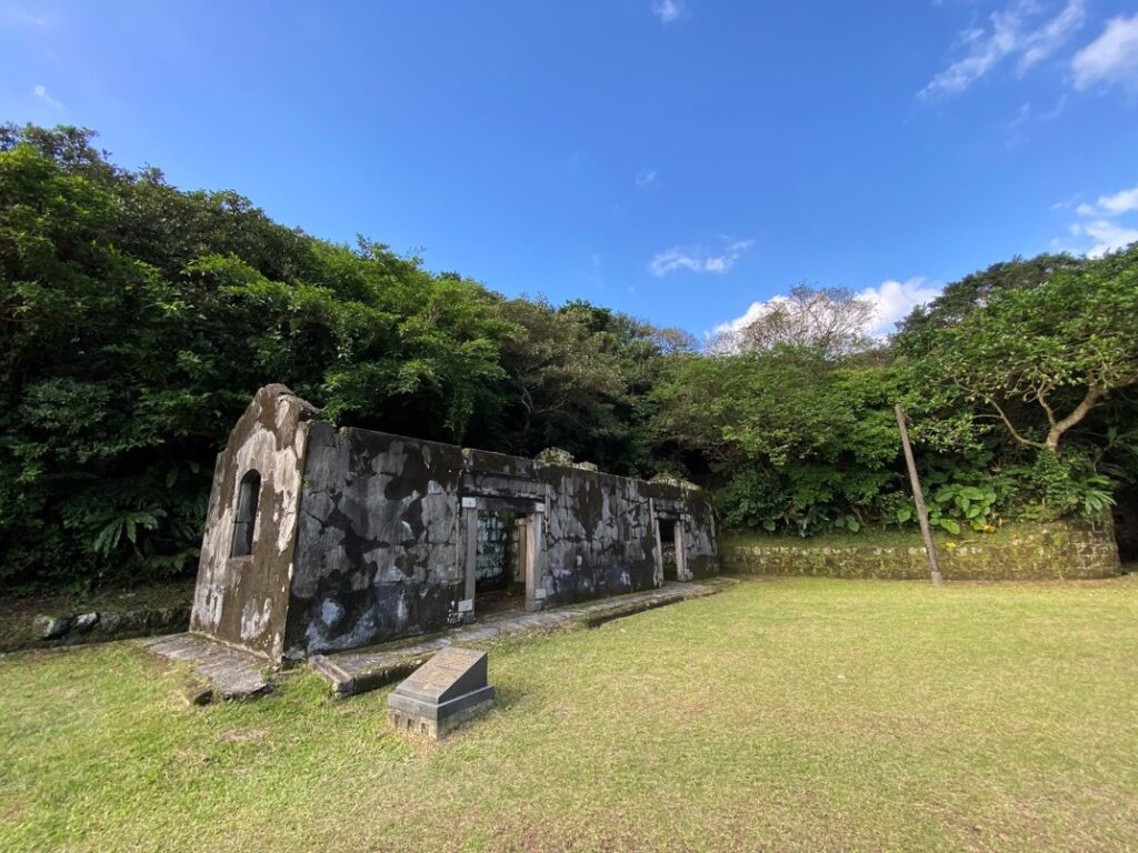 營舍遺跡